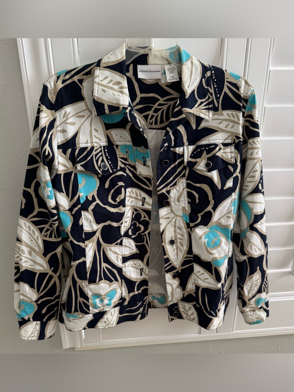 Alfred Dunner Women’s navy/tan floral shell jacket size 8 cotton stretch accent